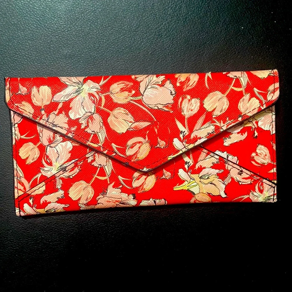 Mango Wallet - Picture 1 of 7